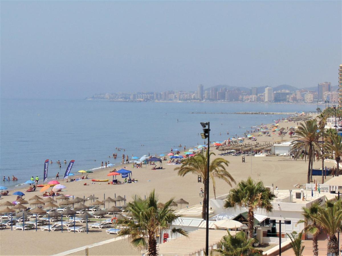 Beachfront, Two Bed- & Bathrooms, Private Parking Fuengirola Esterno foto