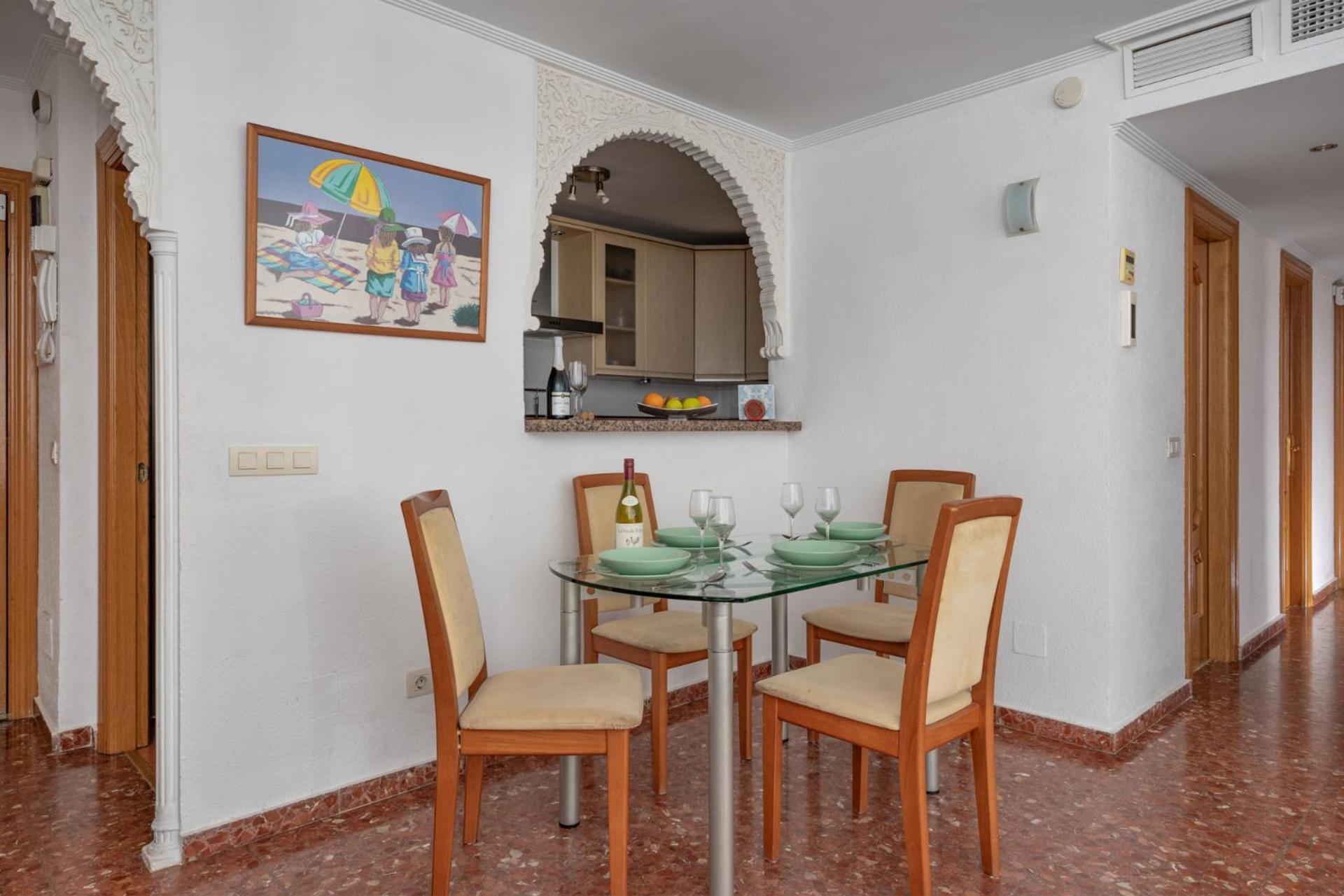 Beachfront, Two Bed- & Bathrooms, Private Parking Fuengirola Esterno foto
