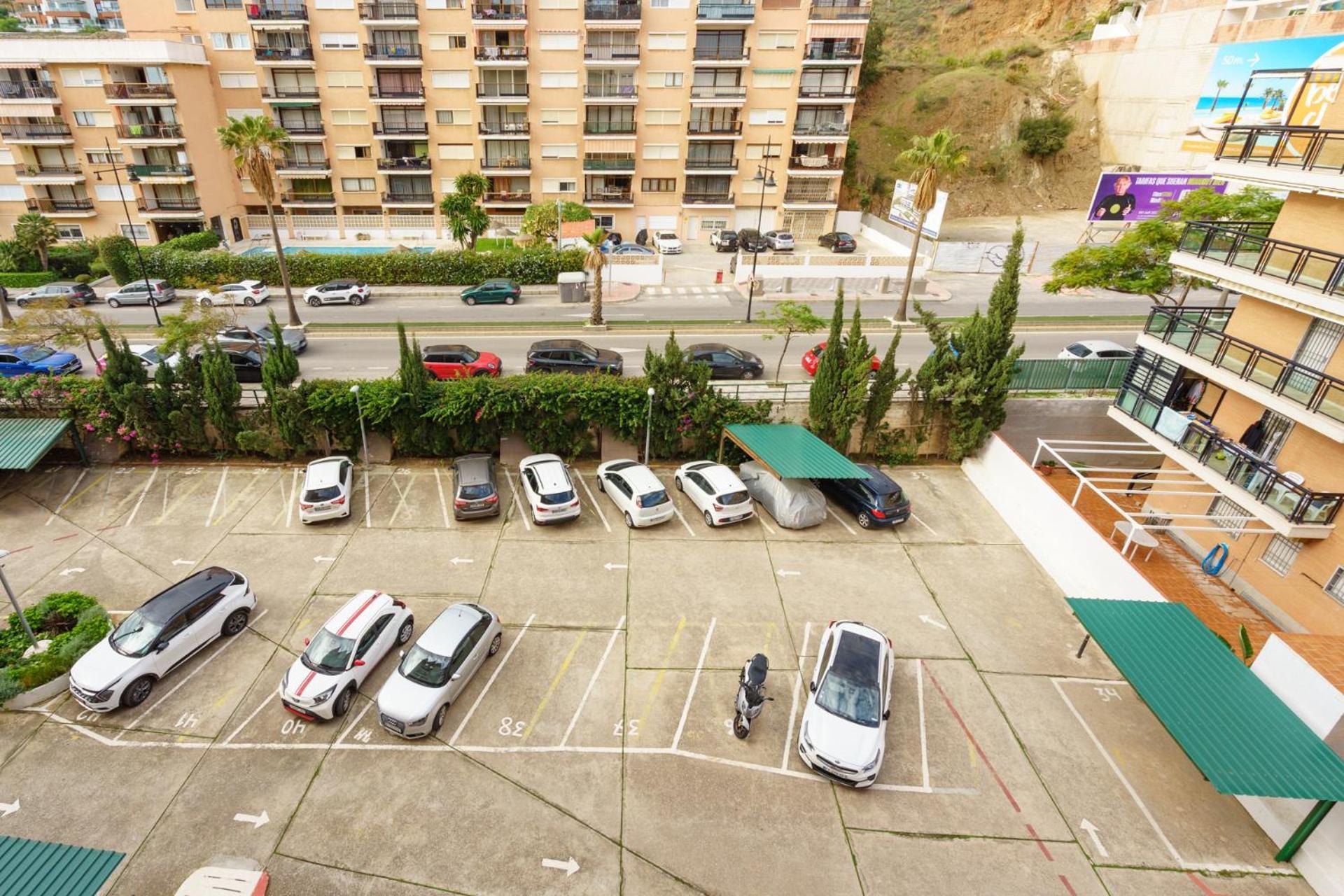 Beachfront, Two Bed- & Bathrooms, Private Parking Fuengirola Esterno foto